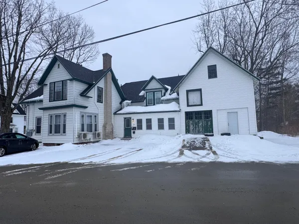 $228,000 | 135 Cross Street, Pittsfield, ME 04967