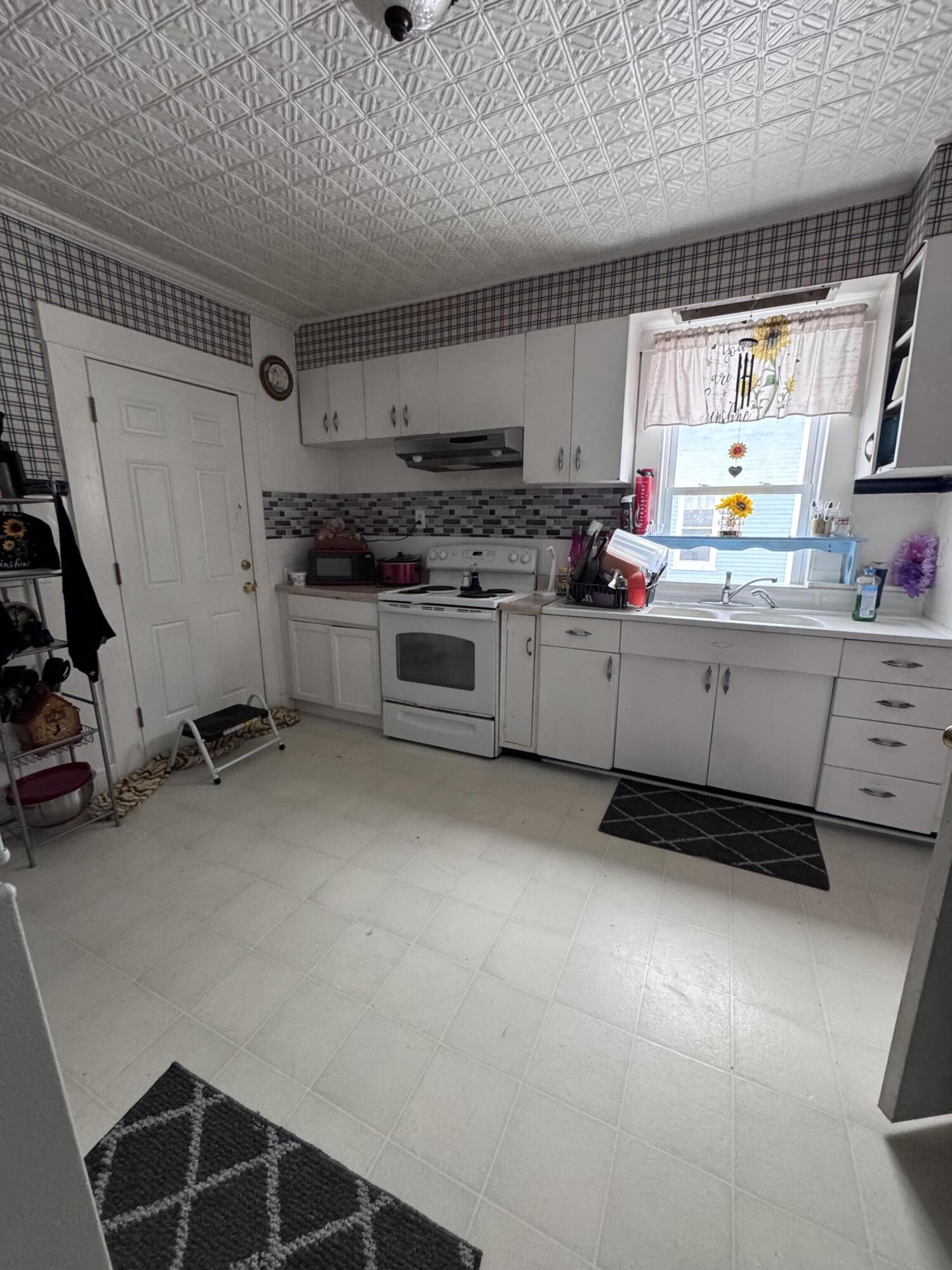 135 Cross Street Pittsfield, ME 04967 - Photo 7 of 17 Unit 101