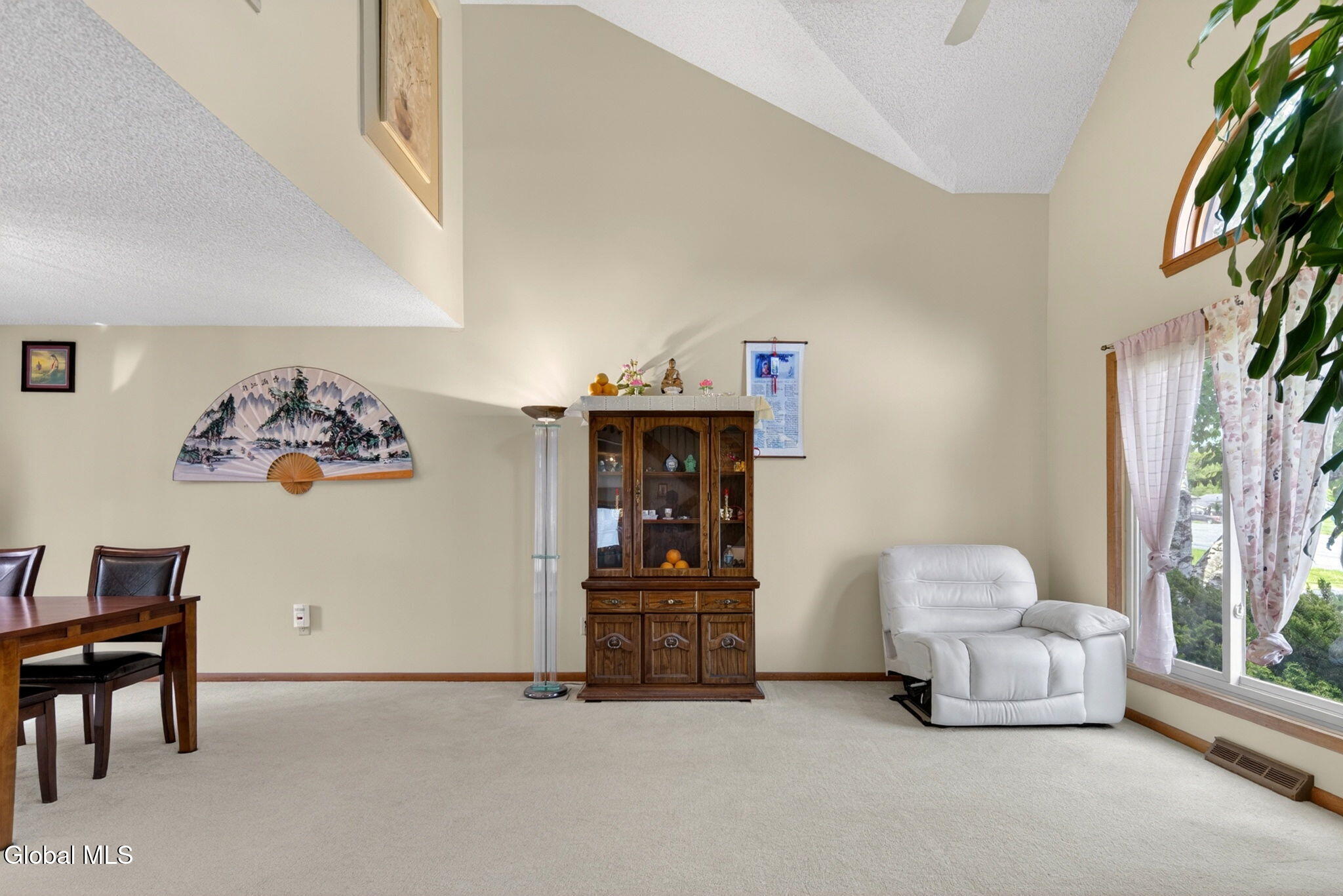 23 Rolling Hills Road Colonie, NY 12309 - Photo 6 of 27 Interior 03
