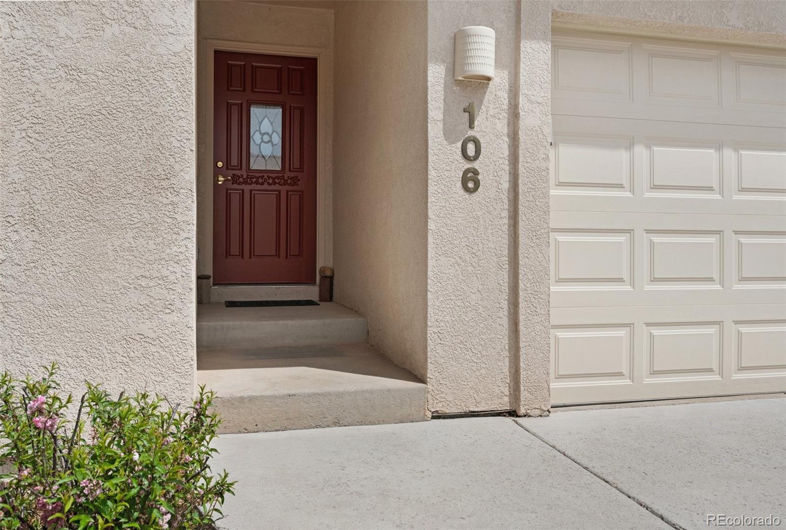 106 Luxury Lane Colorado Springs, CO 80921 - Photo 5 of 50