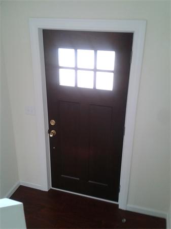 365 Abbott Street Springfield, MA 01118 - Photo 13 of 27 an empty room with a window