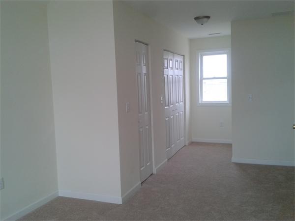 365 Abbott Street Springfield, MA 01118 - Photo 16 of 27 an empty room with windows