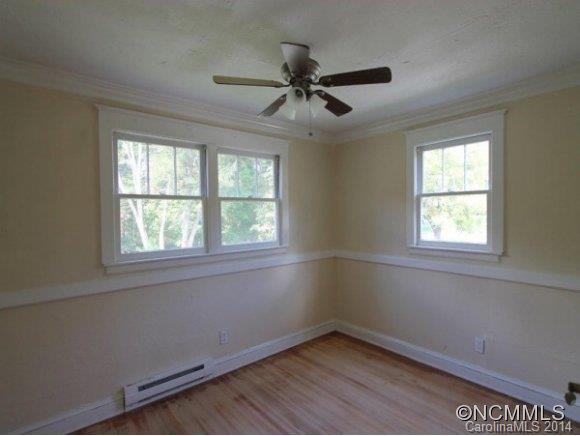 1435 Max Thompson Road Canton, NC 28716 - Photo 18 of 23