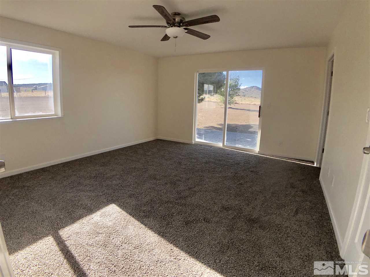 10205 Placerville Road Reno, NV 89508 - Photo 28 of 40 an empty room with windows