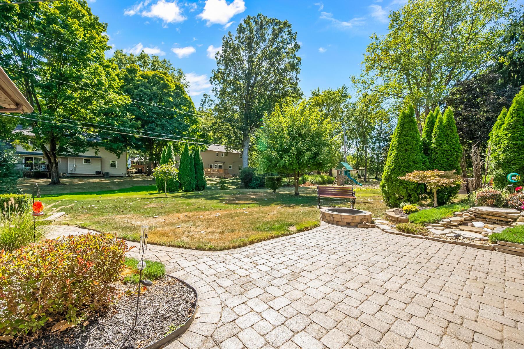 145 Somerset Road Delaware, OH 43015 - Photo 9 of 52 Paver Patio