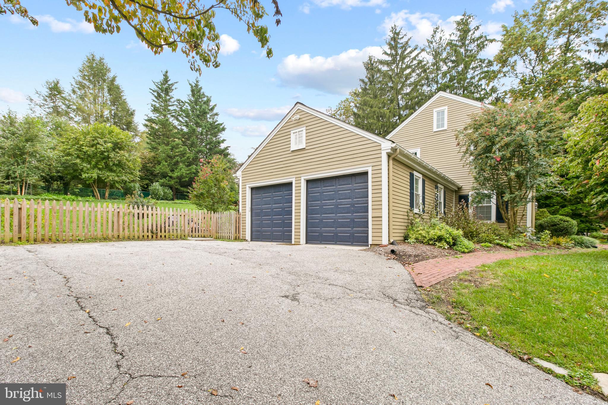 1007 Bellemore Road Baltimore, MD 21210 - Photo 4 of 57