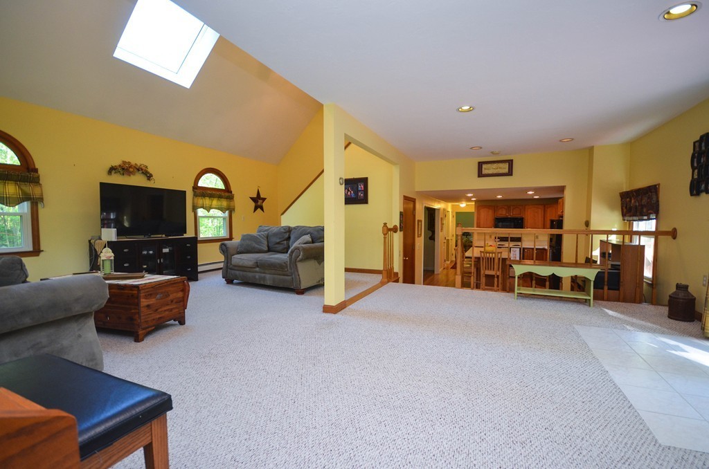 30 Maple Lane Sutton, MA 01590 - Photo 17 of 30 Gallery Image 17