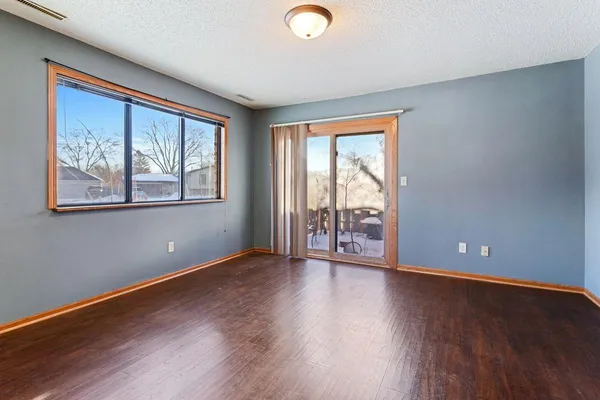 $140,000 | 6308 84th Court North, Brooklyn Park, MN 55445