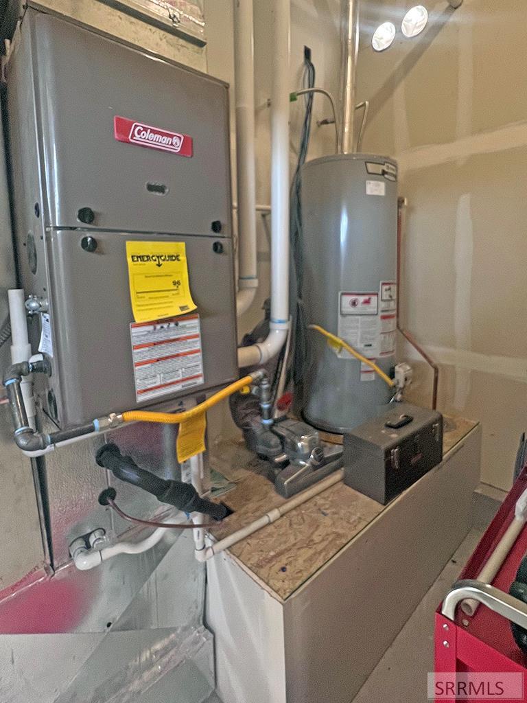 811 Harborside Loop Blackfoot, ID 83221 - Photo 39 of 40 Gas Furnace/Gas Water Heater