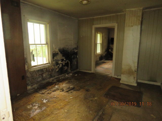1037 Towe String Road Jacksboro, TN 37757 - Photo 14 of 14 IMG_0046