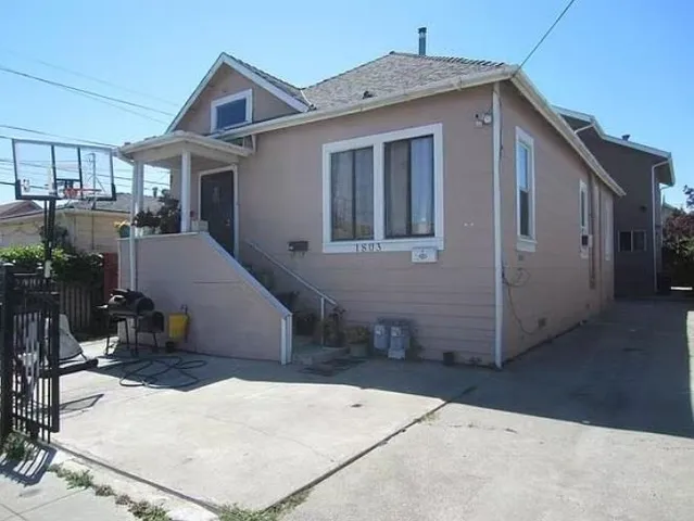 $550,000 | 1803 Rosedale Avenue, Oakland, CA 94601