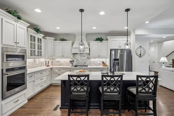 $1,325,000 | 2050 Imagine Circle, Spring Hill, TN 37174