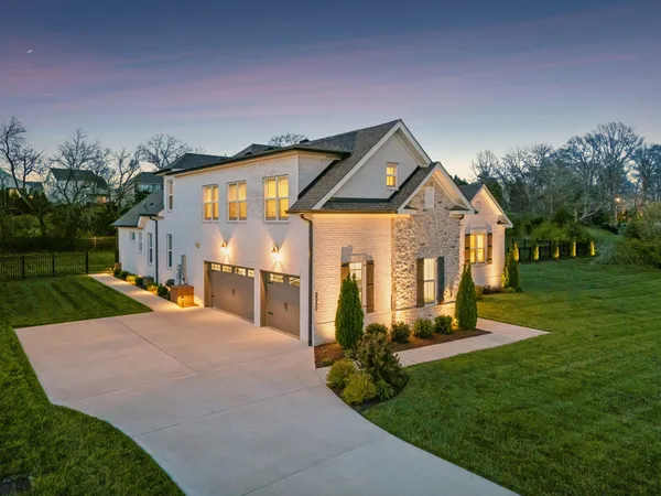 $1,325,000 | 2050 Imagine Circle, Spring Hill, TN 37174