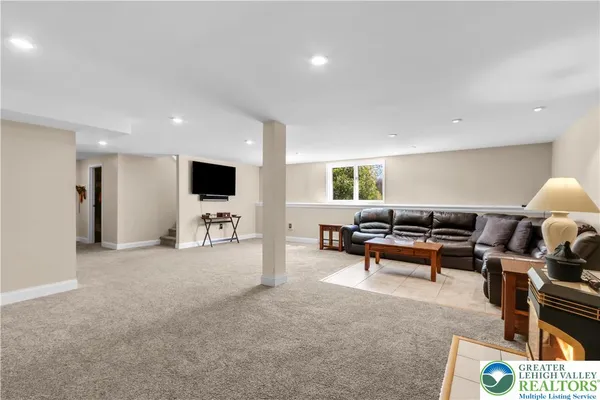 $600,000 | 4263 Park Avenue, Slatington, PA 18080