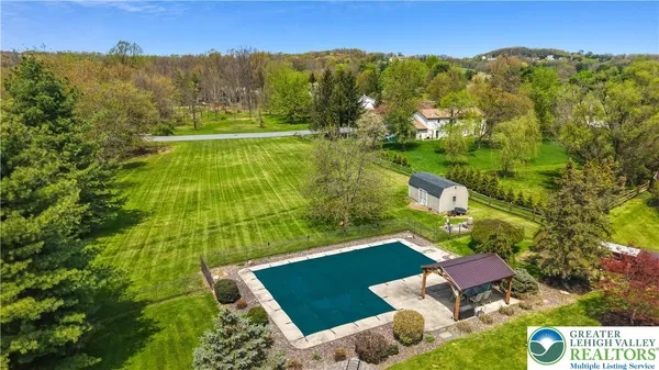 $600,000 | 4263 Park Avenue, Slatington, PA 18080