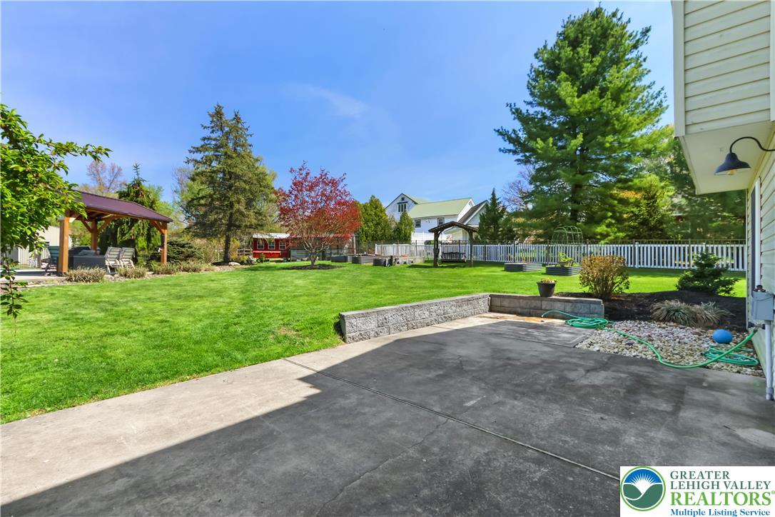 4263 Park Avenue Slatington, PA 18080 - Photo 49 of 54 a view of backyard with green space