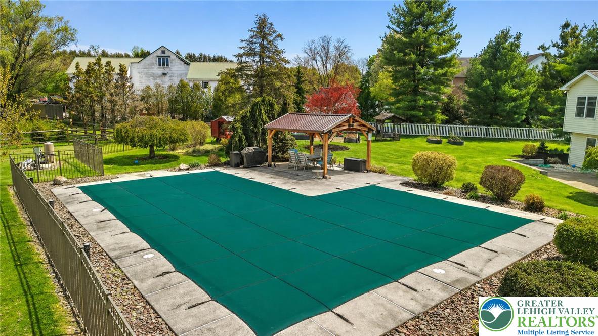 4263 Park Avenue Slatington, PA 18080 - Photo 5 of 54 a view of a backyard with sitting area