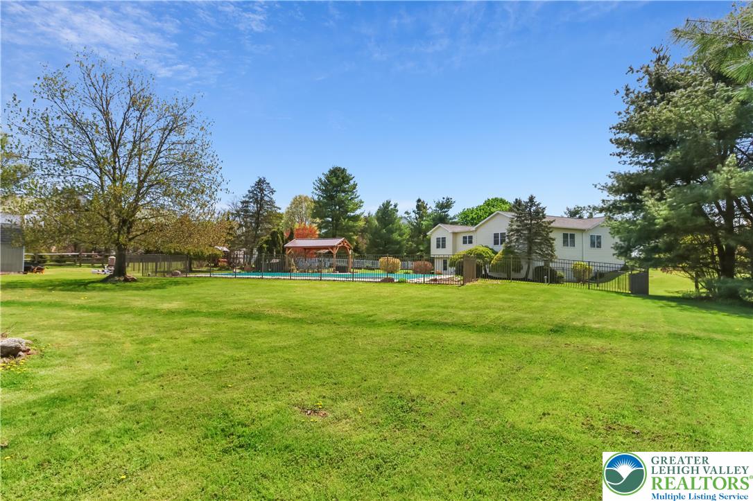 4263 Park Avenue Slatington, PA 18080 - Photo 51 of 54 a view of green field