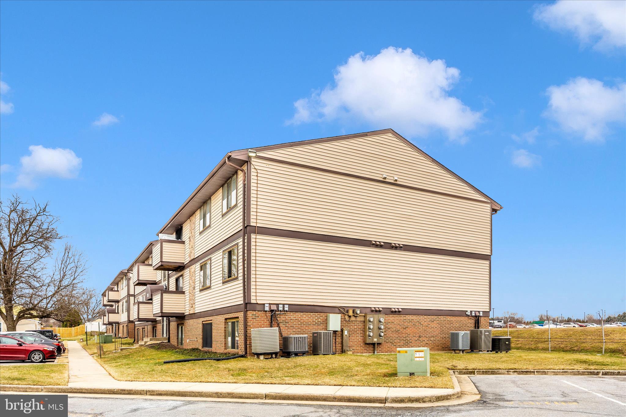 550 Heather Ridge Drive, Unit K Frederick, MD 21702 - Photo 45 of 45 a view of a large building