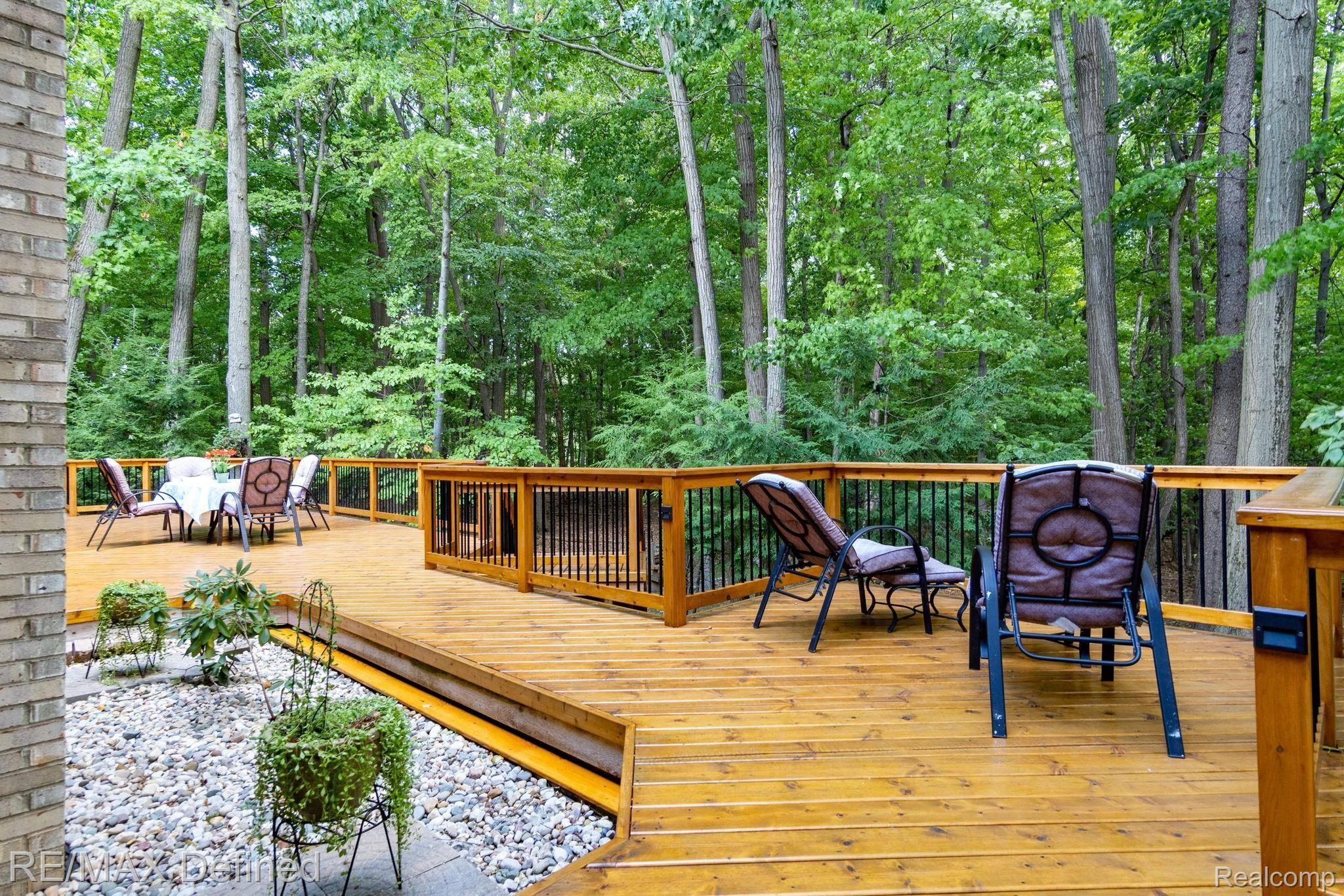 1927 Brookfield Road Rochester, MI 48306 - Photo 55 of 62 55-web-or-mls-1927-Brookfield-Ct-55.jpg