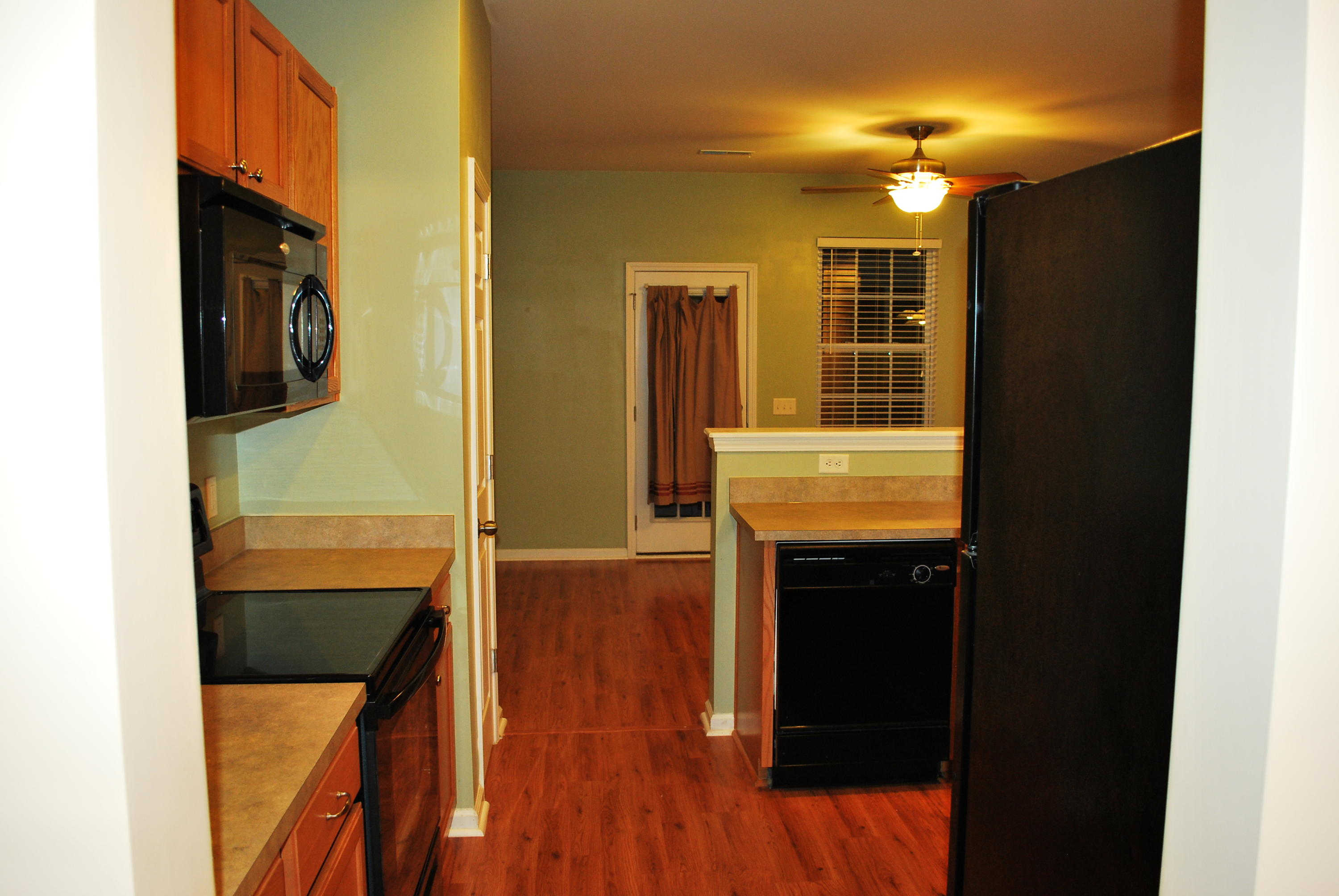 142 Woodward Road Goose Creek, SC 29445 - Photo 22 of 37 Kitchen (4)