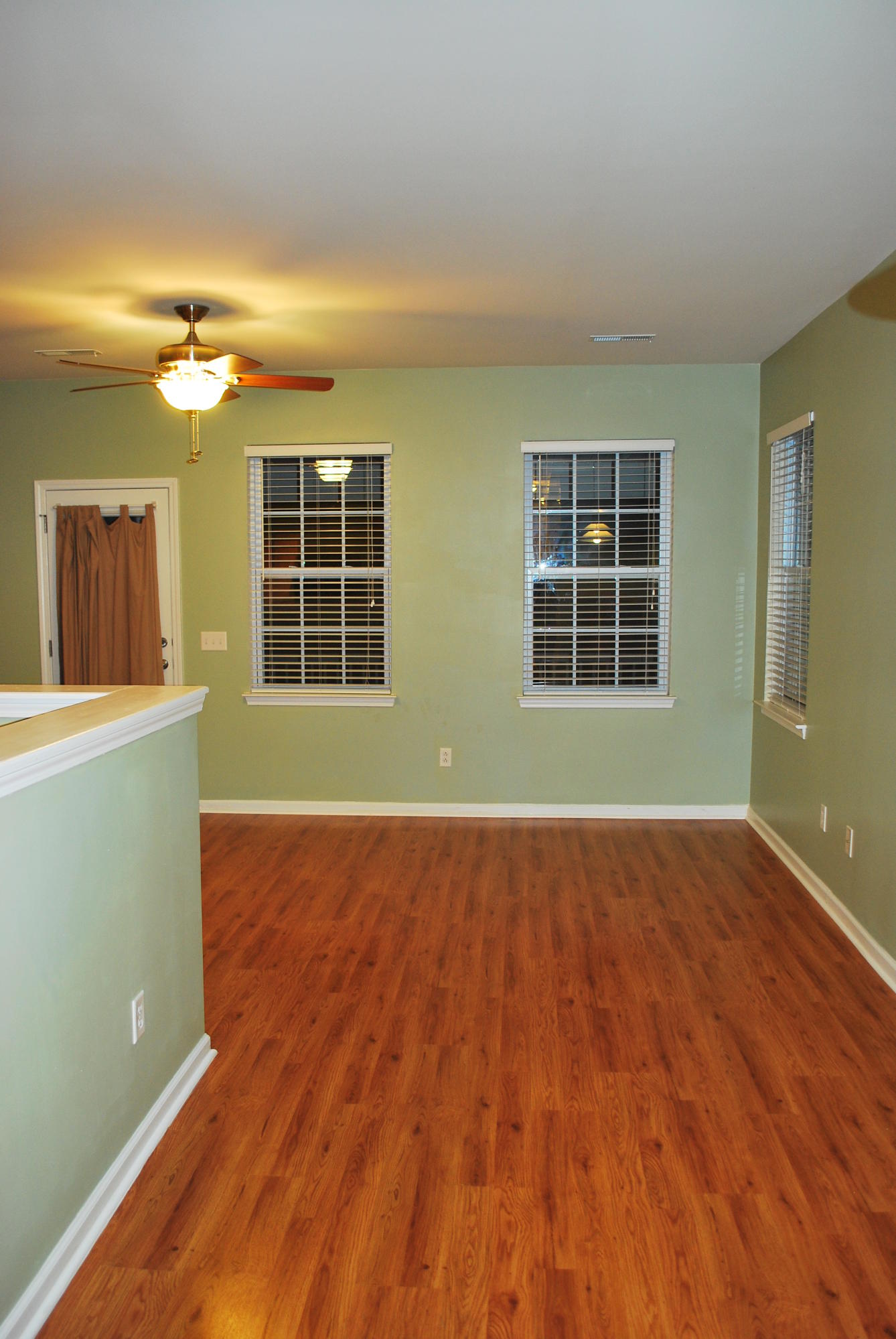 142 Woodward Road Goose Creek, SC 29445 - Photo 24 of 37 Living Room (2)