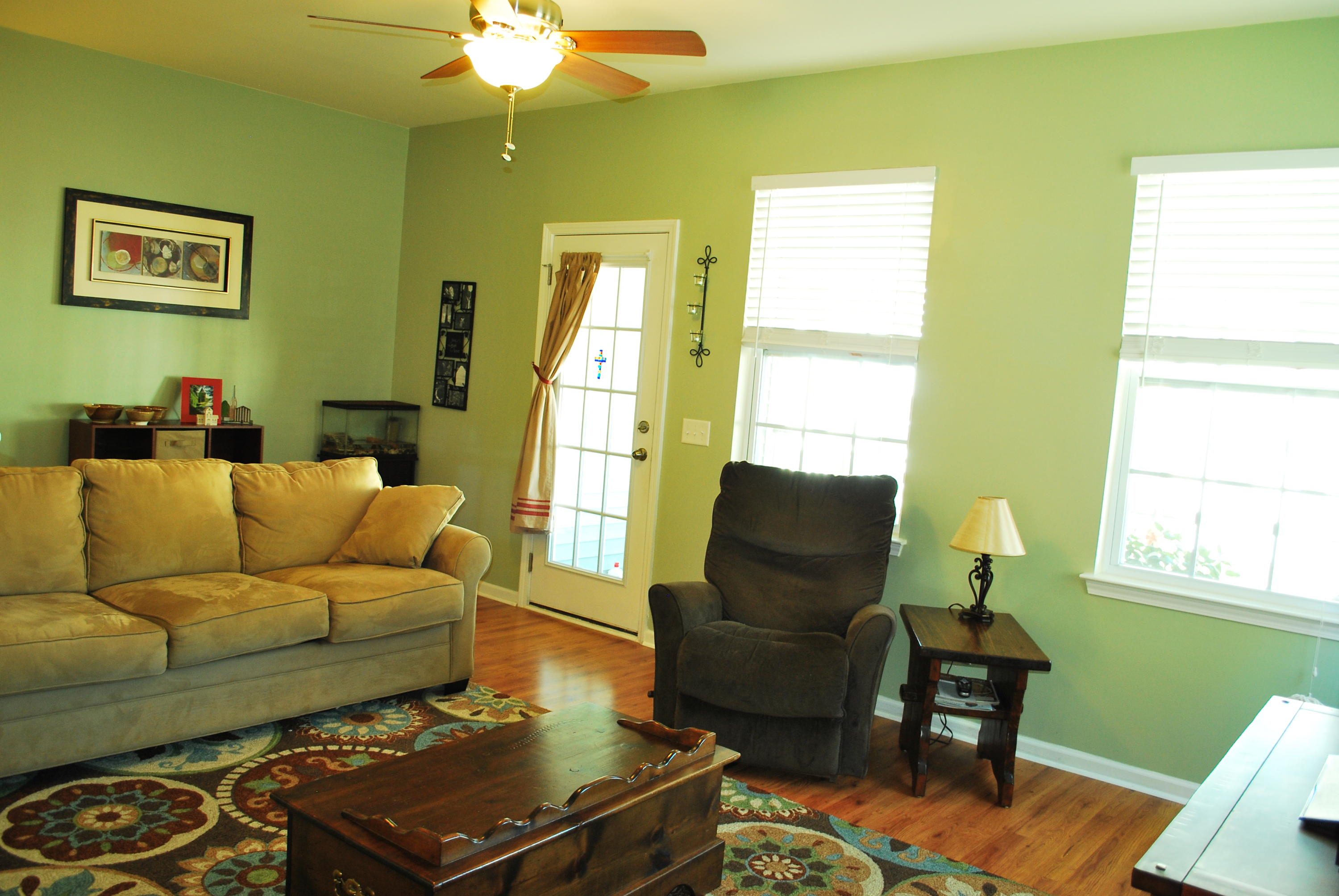 142 Woodward Road Goose Creek, SC 29445 - Photo 5 of 37 6 - Living Room