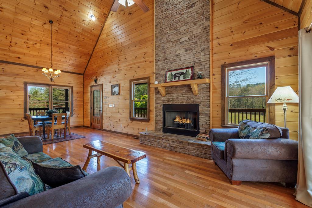 166 Dallas Lane Blue Ridge, GA 30513 - Photo 11 of 27