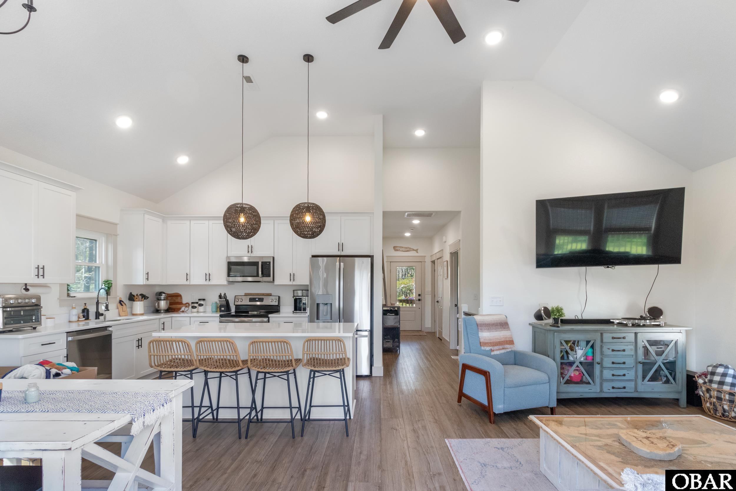 308 Airport Road Manteo, NC 27954 - Photo 7 of 42