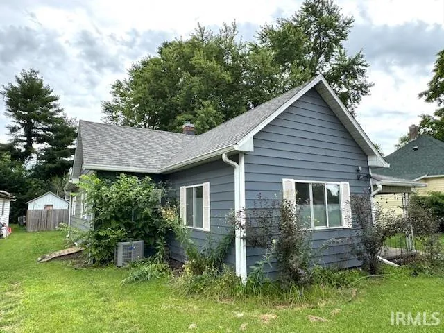 $85,000 | 734 South 6th Street, Clinton, IN 47842