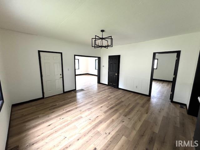 734 South 6th Street Clinton, IN 47842 - Photo 3 of 29