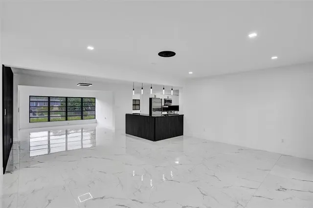 $715,000 | 5840 Southwest 14th Street, Plantation, FL 33317