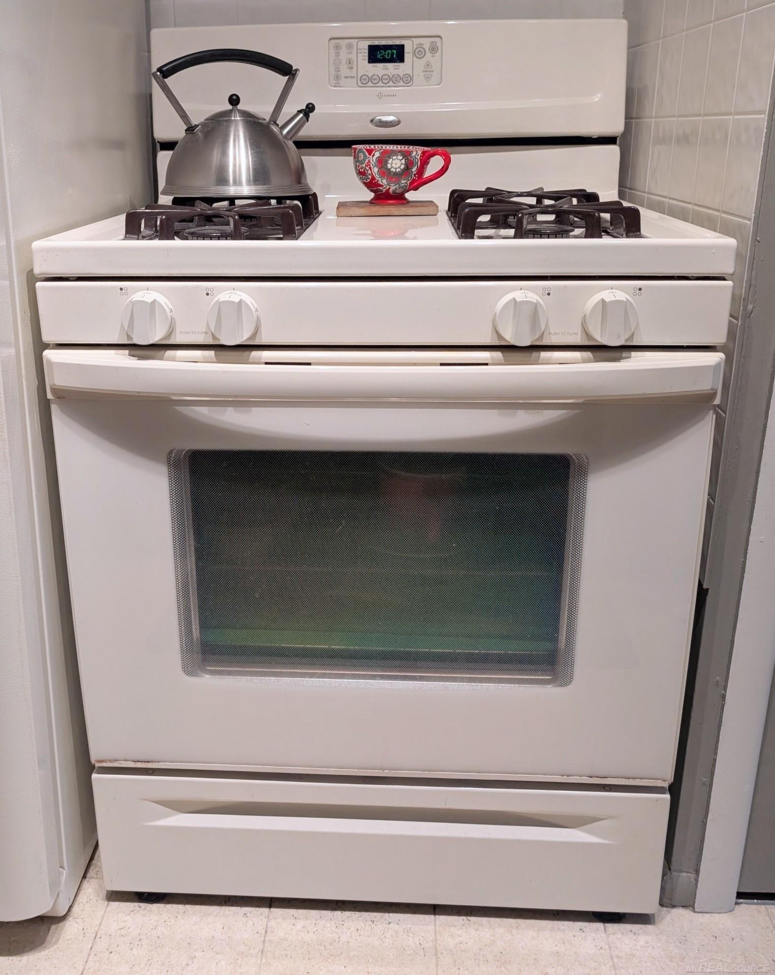 4476 15 Mile Road Sterling Heights, MI 48310 - Photo 9 of 43 Range