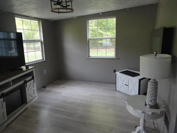 $175,000 | 1920 South 15th Street, Niles, MI 49120