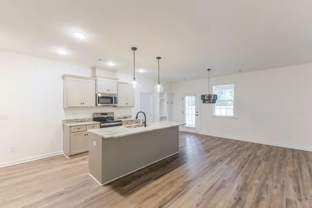 $319,900 | 1964 Bunting Drive, North Augusta, SC 29841