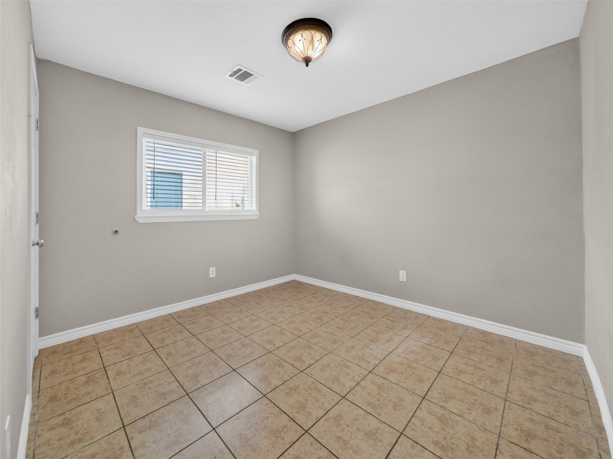 6231 Lone Prairie Way Katy, TX 77449 - Photo 22 of 27 Craft room? Home office? Or just extra sleeping space—these guest rooms are ready for their next role.