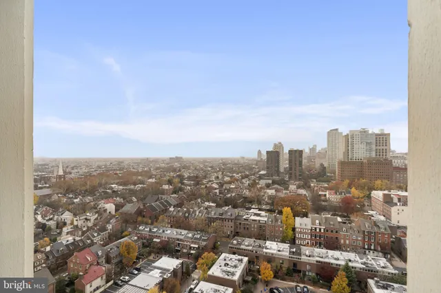 $1,550 | 210 Locust Street, Unit 21E, Philadelphia, PA 19106