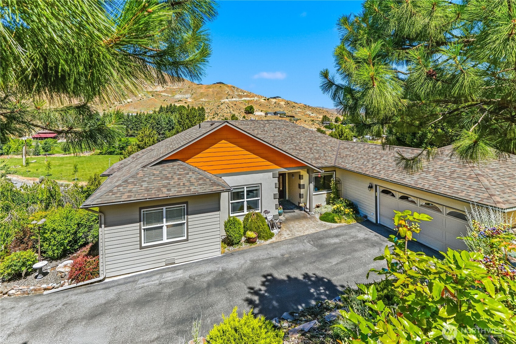 2777 Number 1 Canyon Road Wenatchee, WA 98801 - Photo 2 of 40