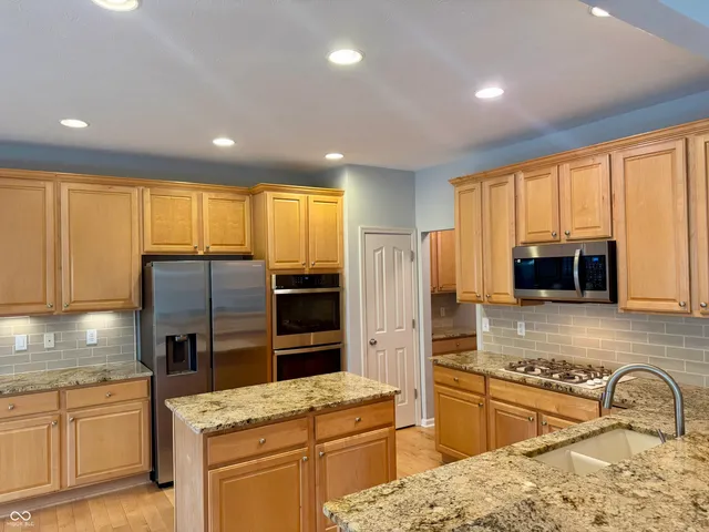 $674,999 | 14047 Platte Drive, Carmel, IN 46033