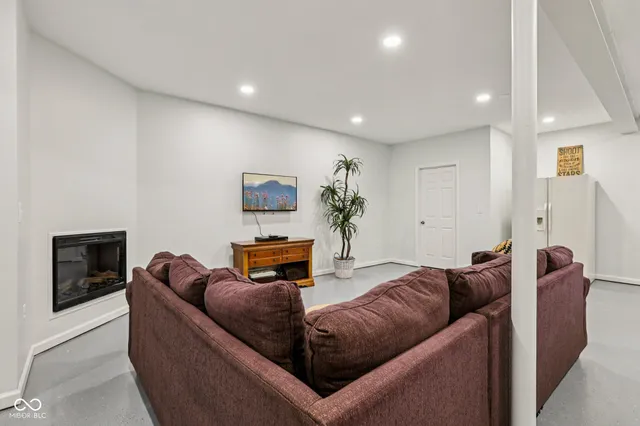 $674,999 | 14047 Platte Drive, Carmel, IN 46033