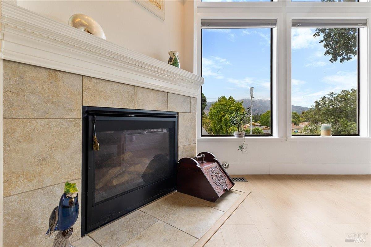 6850 Oakmont Drive Santa Rosa, CA 95409 - Photo 13 of 49