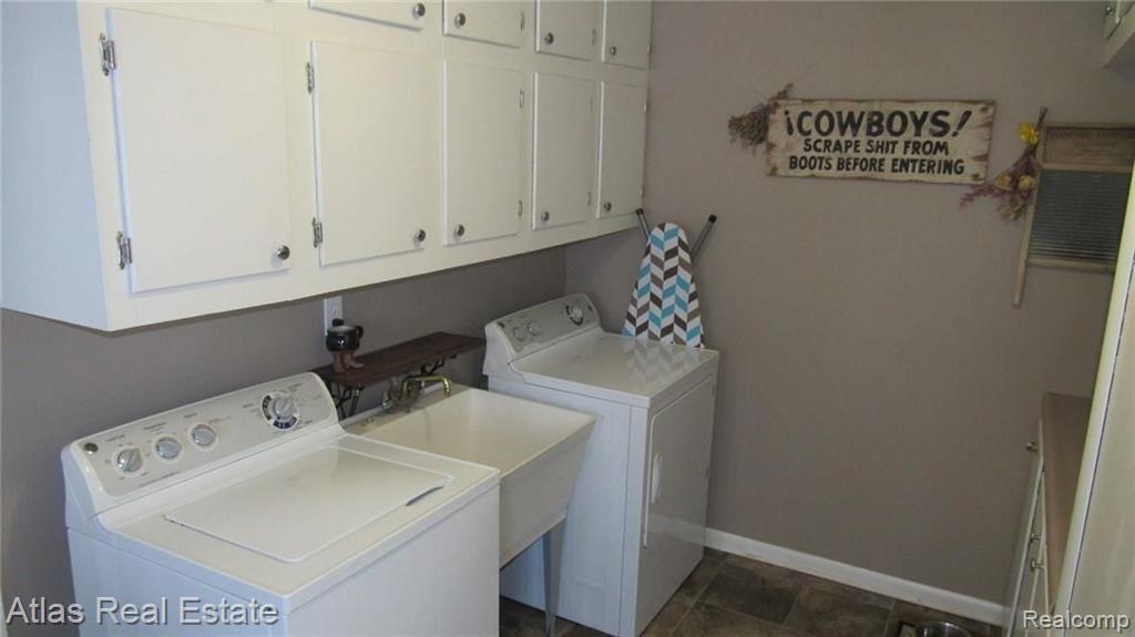 13723 Block Road Birch Run, MI 48415 - Photo 24 of 35