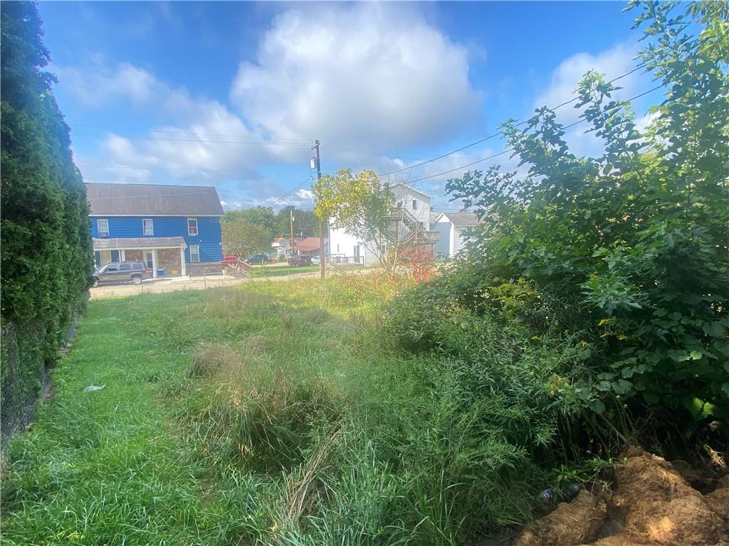 2011 4th Street Cardale, PA 15420 - Photo 4 of 9 Gallery Image 4