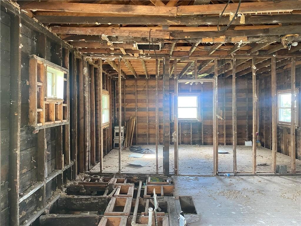 2011 4th Street Cardale, PA 15420 - Photo 7 of 9 Gallery Image 7