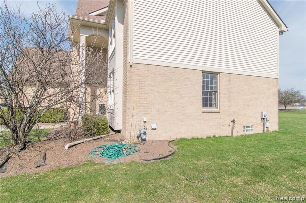 48006 Gladstone Road Canton, MI 48188 - Photo 60 of 66