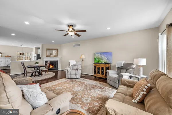 $562,000 | 9 Lani Lane, Marlton, NJ 08053