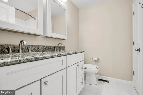 $562,000 | 9 Lani Lane, Marlton, NJ 08053