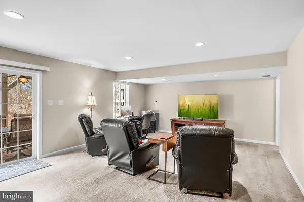 $562,000 | 9 Lani Lane, Marlton, NJ 08053