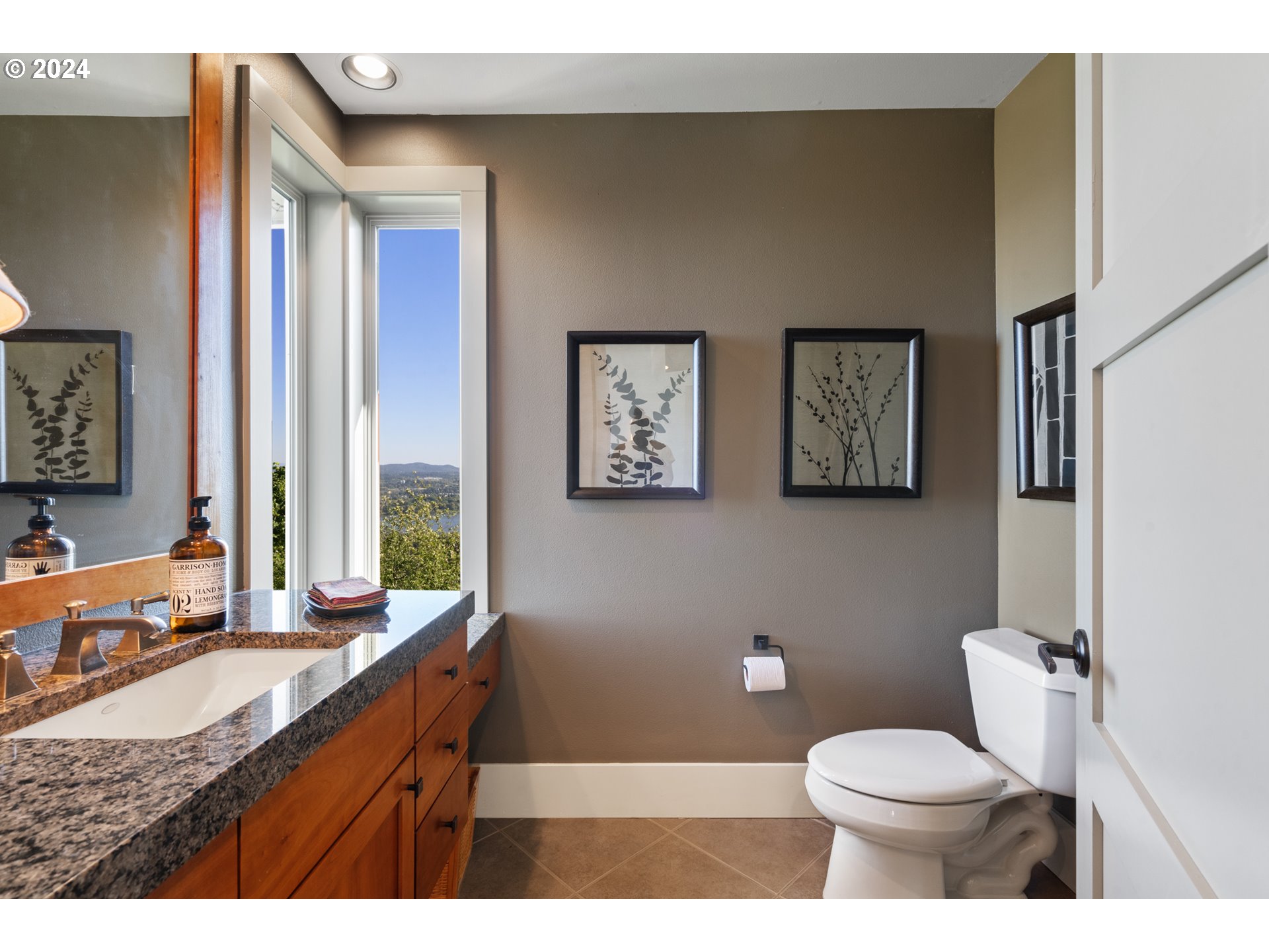 538 Northwest View Ridge Street Camas, WA 98607 - Photo 12 of 41