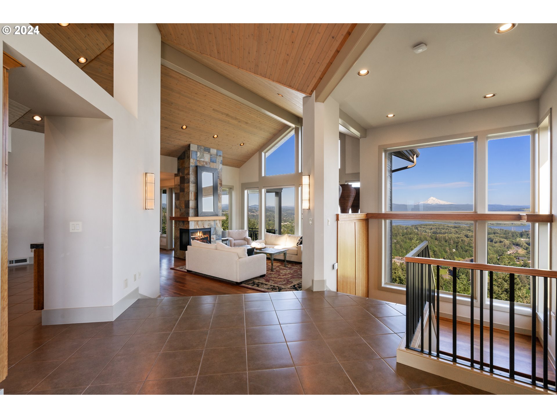 538 Northwest View Ridge Street Camas, WA 98607 - Photo 2 of 41